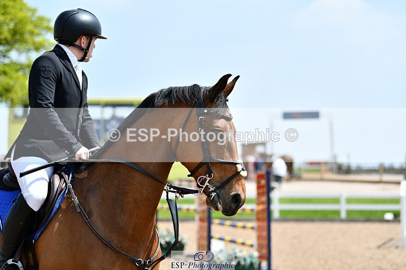 240511A-130006-13638 - Cls 30 1.10m National Am Quali and Open