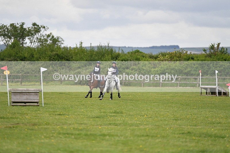 WJ5_3447 - Class 5 80cm Pairs