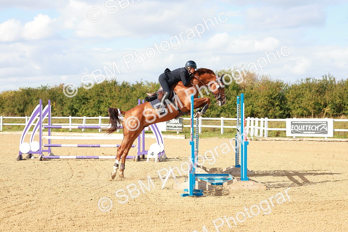 SBM_001874 - Class 5 - Senior Foxhunter - 1.20m
