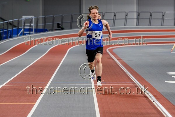 AgeInd25SAT-911511 - Track Male