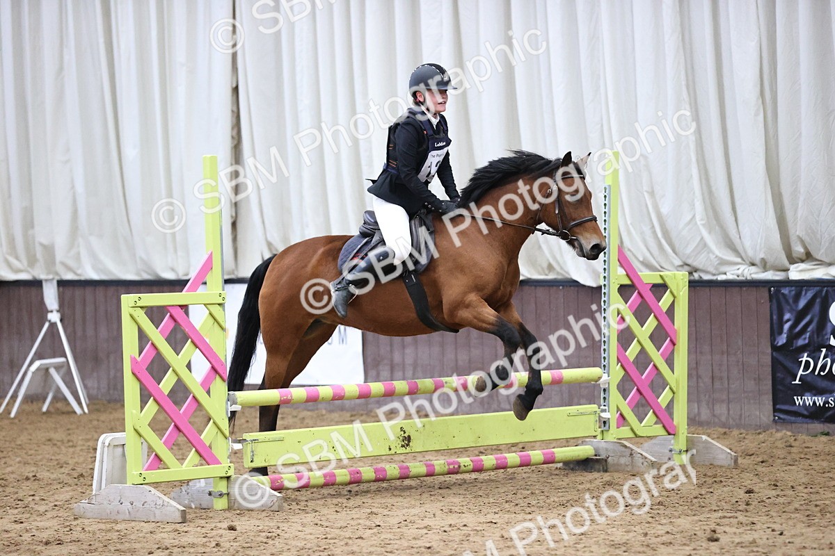 SBM_001463 - Class 5 - Henlow Veterinary Hospital 70cm