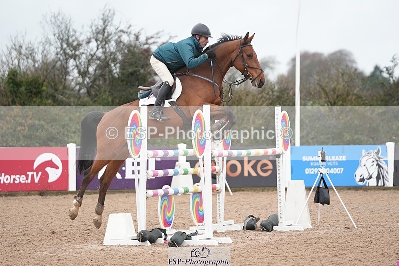 251107-131237-01099 - Cls 6 Foxhunter and 1.20m Open
