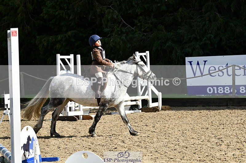 251004A-120509-00885 - Classes 4 & 5 50cm