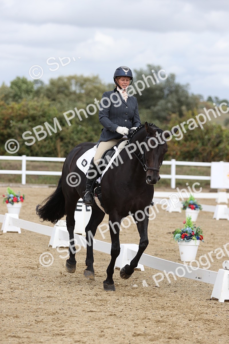 SBM_003882 - Class 9 - Novice 3 Champs