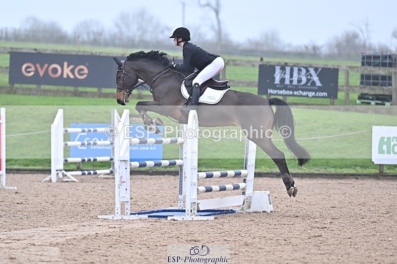 260114-135615-00499 - Cls 5 Foxhunter and 1.20m