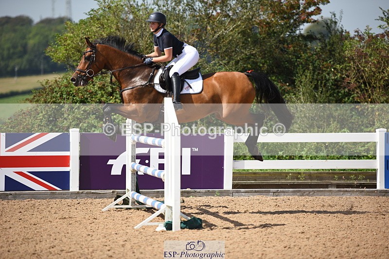 230906A-125258-00357 - Newcomers & 1.10m Open