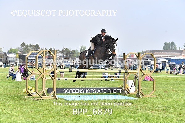 BPP_6879 - CLASS 3 RHS Fox Champ Qual (1.20m)