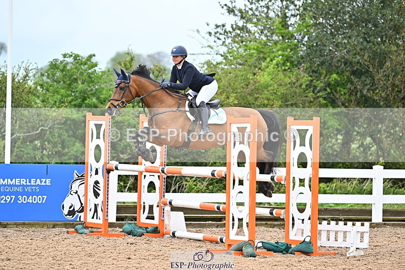 240501A-125912-00795 - Cls 7 Snr Newcomers and 1.10m Open