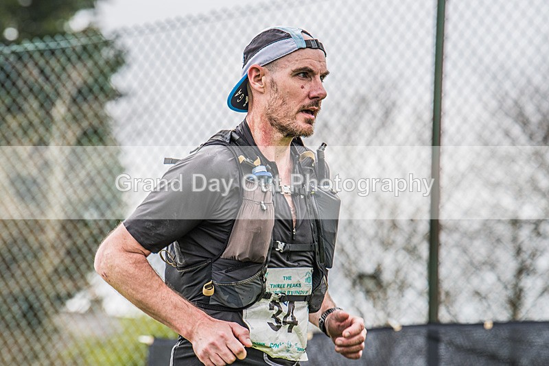 3 Peaks-3215 - The 3 Peaks Race - The Finish - Saturday 29th April 2023