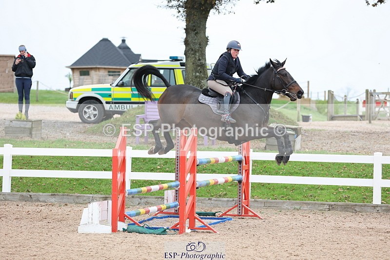 241101A-120359-01612 - FRI Cls 5 Newcomers and 1.10m Open