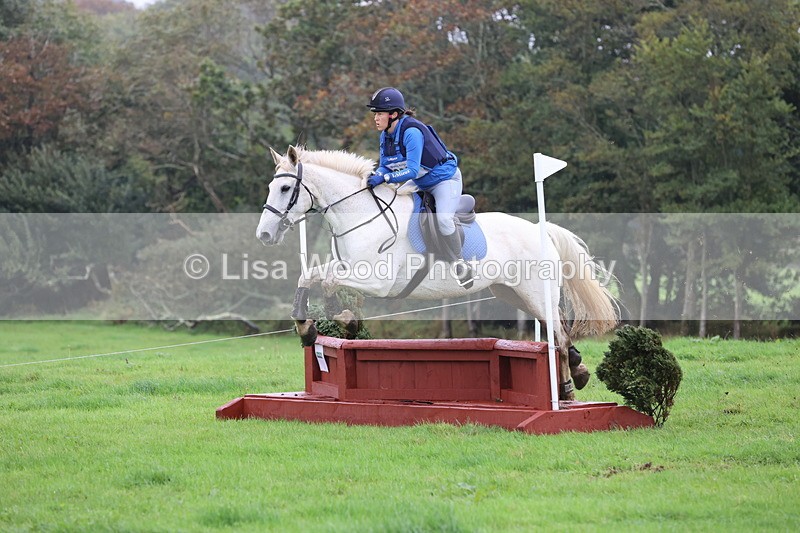 JPP_5228 - Class 2:  70cm: Zig Zag