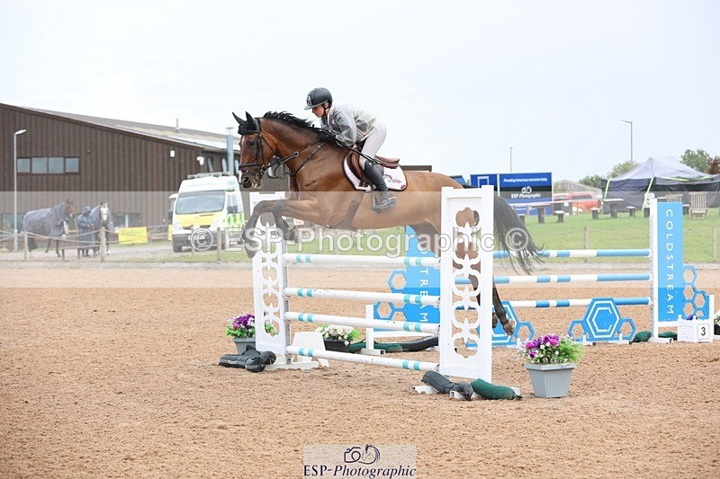 250911-124133-01528 - Cls 3 Snr Foxhunter