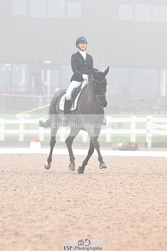 240217A-104725-01474 - 275-Lucy.Pye-La.Vida.loca