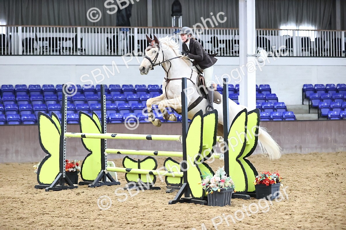 SBM_007567 - Class 19 - Senior Newcomers 1.10m