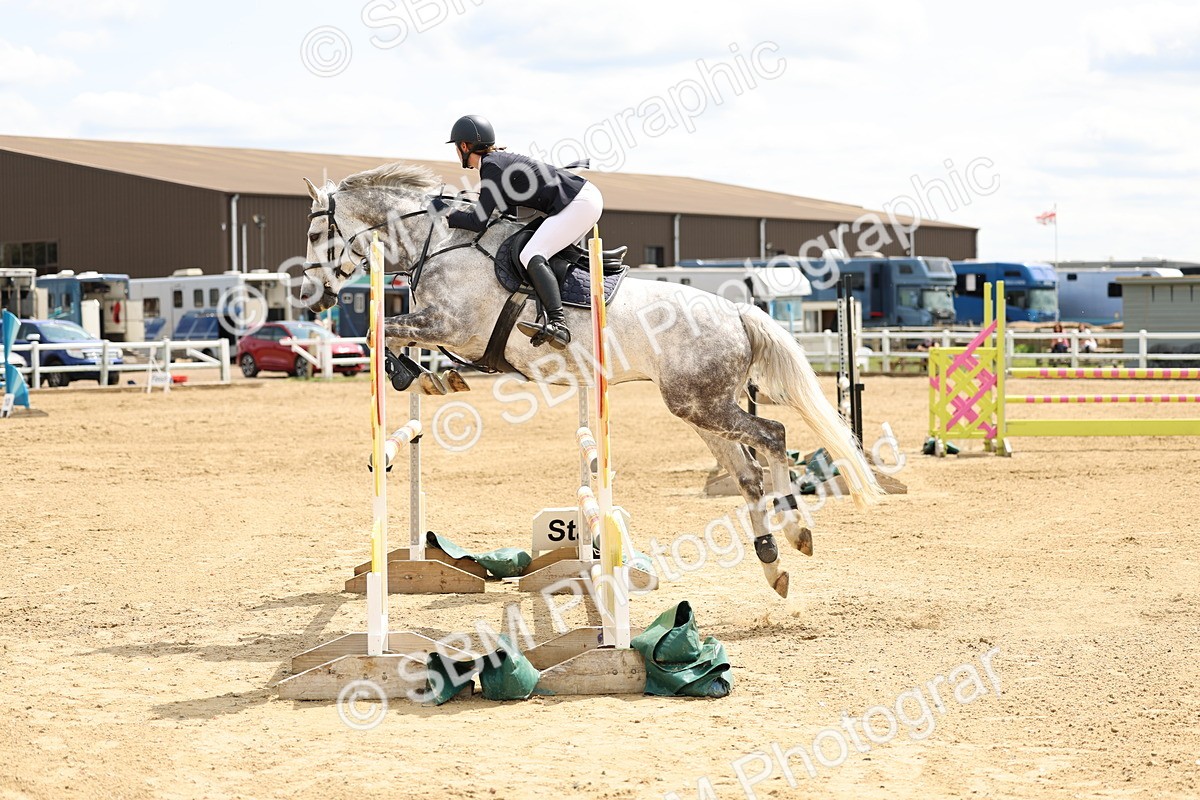 SBM_005312 - Class 18 - Senior 1.05m Open