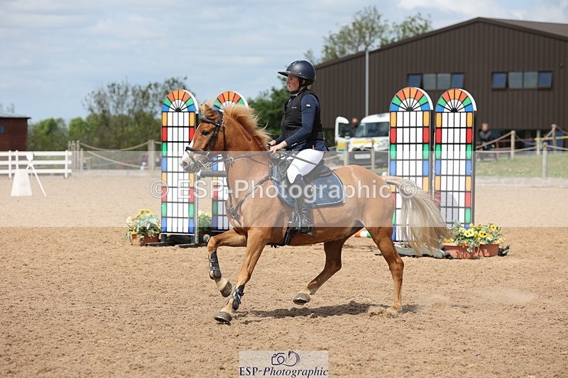 250504-124515-02573 - Cls 5 Pony Foxhunter and 1.10m Open