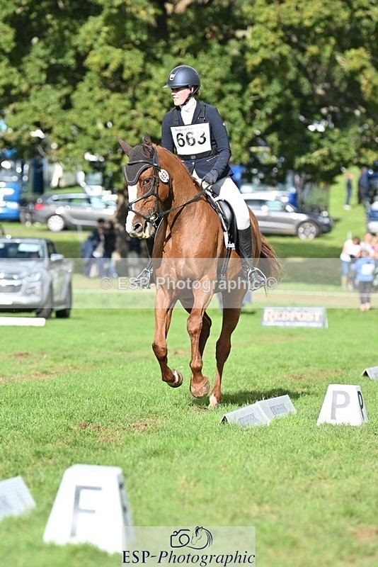 231020-141247-10847 - 663-GROOVY.GUY-Hannah.Watson-DR