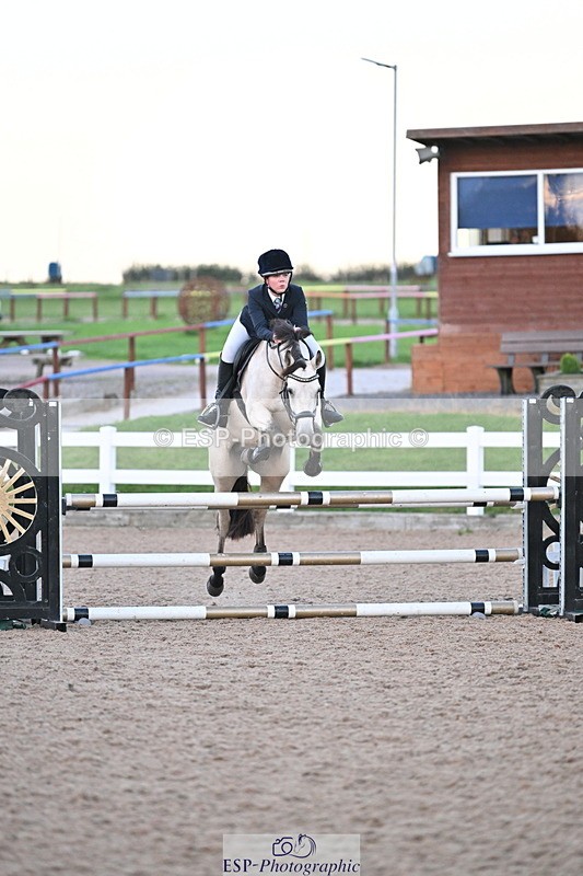 240903A-193308-01432 - Cls 7a 7b & 8 90cm