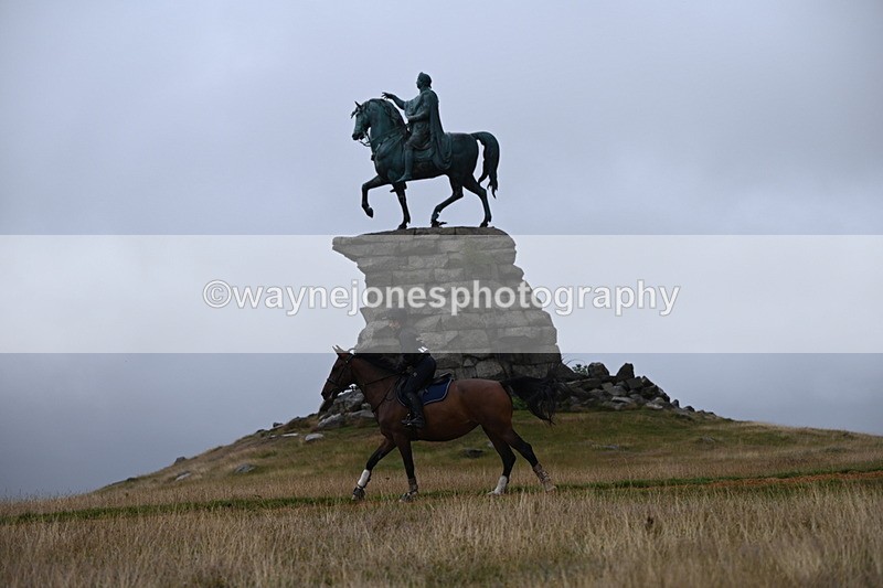 DSC_1723 - Time at Statue 12:13 to 12:32