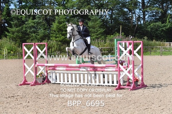 BPP_6695 - CLASS 3 Senior BritiNovice/ 90cm Open