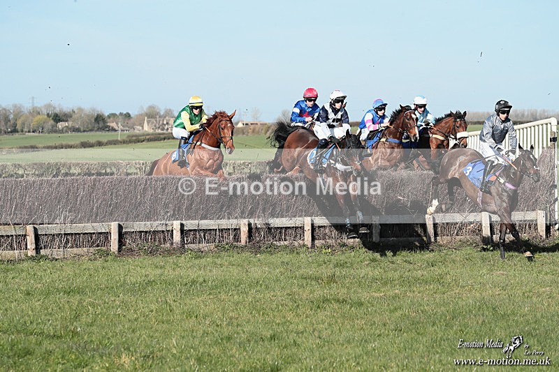 PtP 210326 686 - VWH Cirencester Races 21/03/26