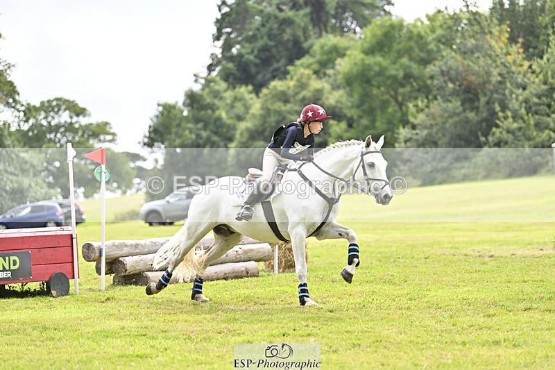 240825X-155808-36139 - 80cm XC 15.30 to 16.30