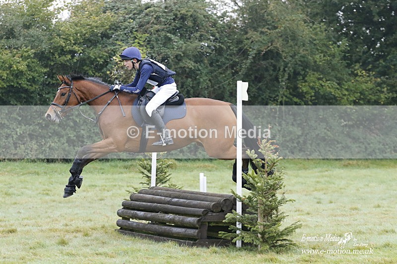 WWHT 171021 0276 - Novice Restricted (0.80m)  17/10/21