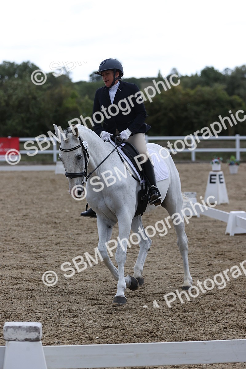 SBM_004218 - Class 9 - Novice 3 Champs