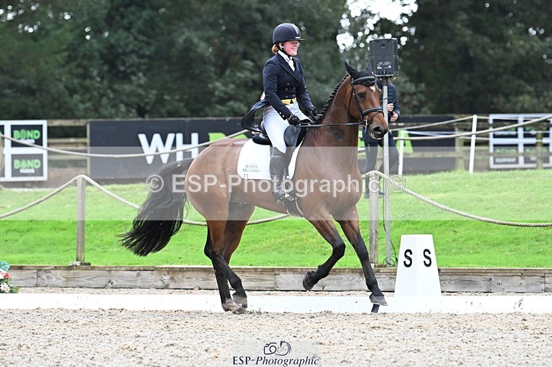 231019-152048-04443 - 062-CLASS.ROMANCE-Eleanor.Hope-DR