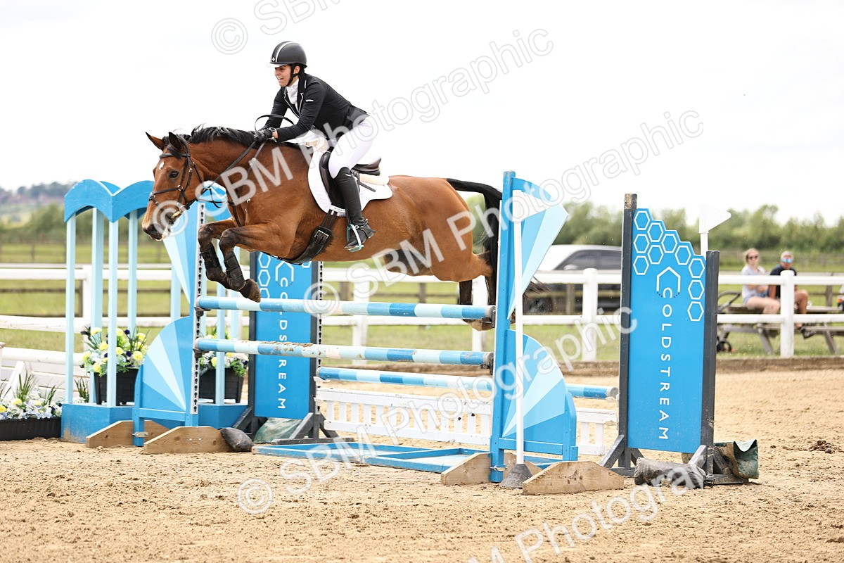 SBM_003172 - Class 11 - Senior Newcomers - 1.10m