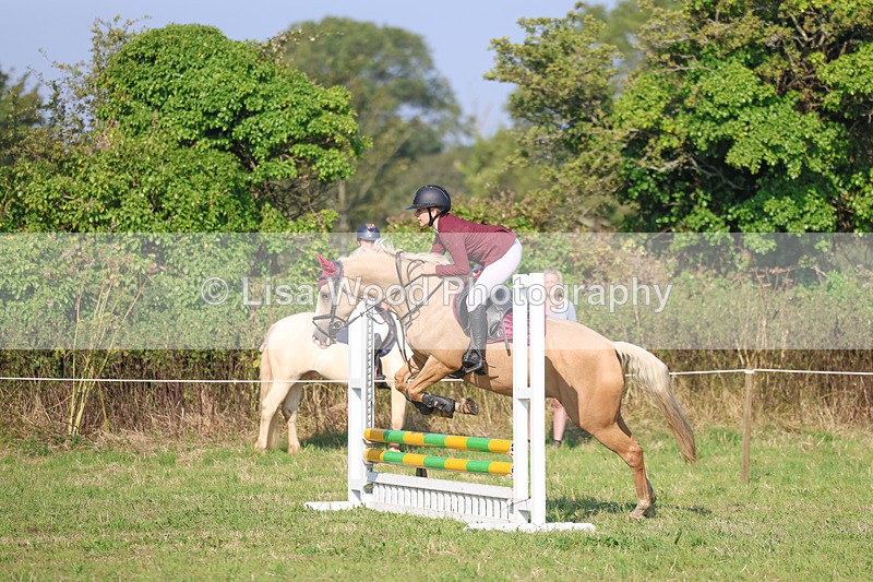3E7A1302 - Class 1: Club 60cm Juniors and Seniors