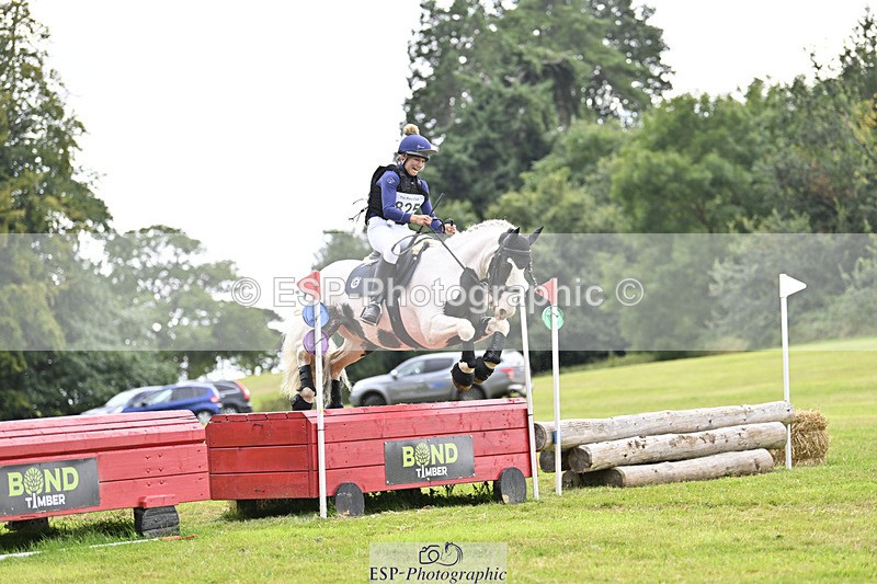 240825X-165920-37656 - 80cm XC 16.30 to 17.30