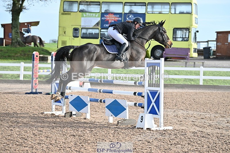 231208A-112937-00494 - Cls 4 Snr 1.05m Open