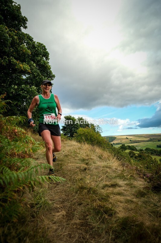 DSCF5429 - Reeth Fell race seniors