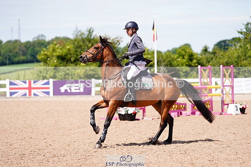 240629A-121542-05264 - Cls 18 Newcomers and 1m Open