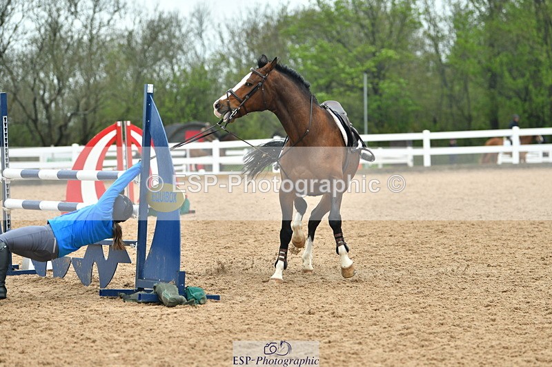 230505A-134452-04608 - Cls 17 1.05m Amateur Quali