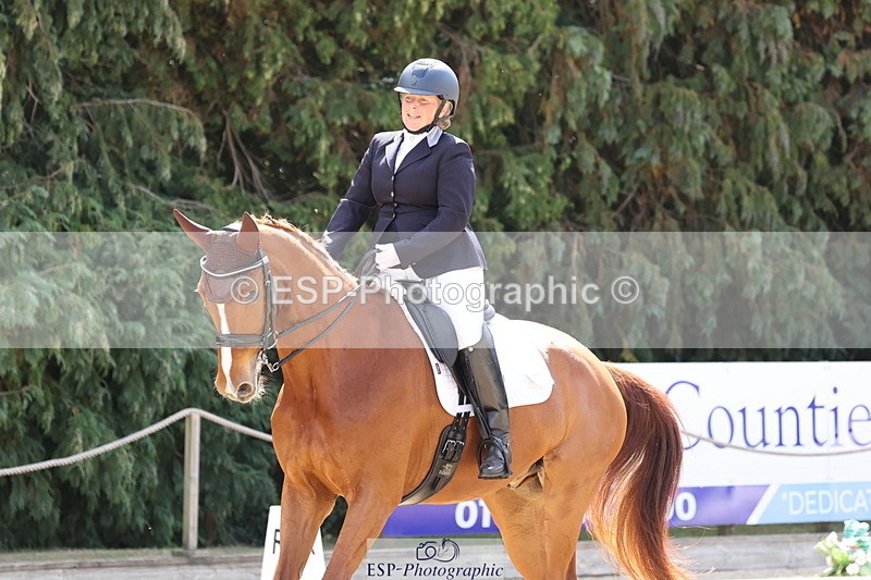 250809A-114405-03241 - 107-Sophie.DickinsonFurst.Ricci