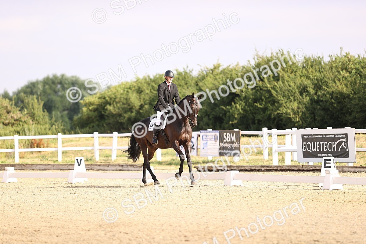 SBM_008462 - Novice 5 - 08.30-9.33