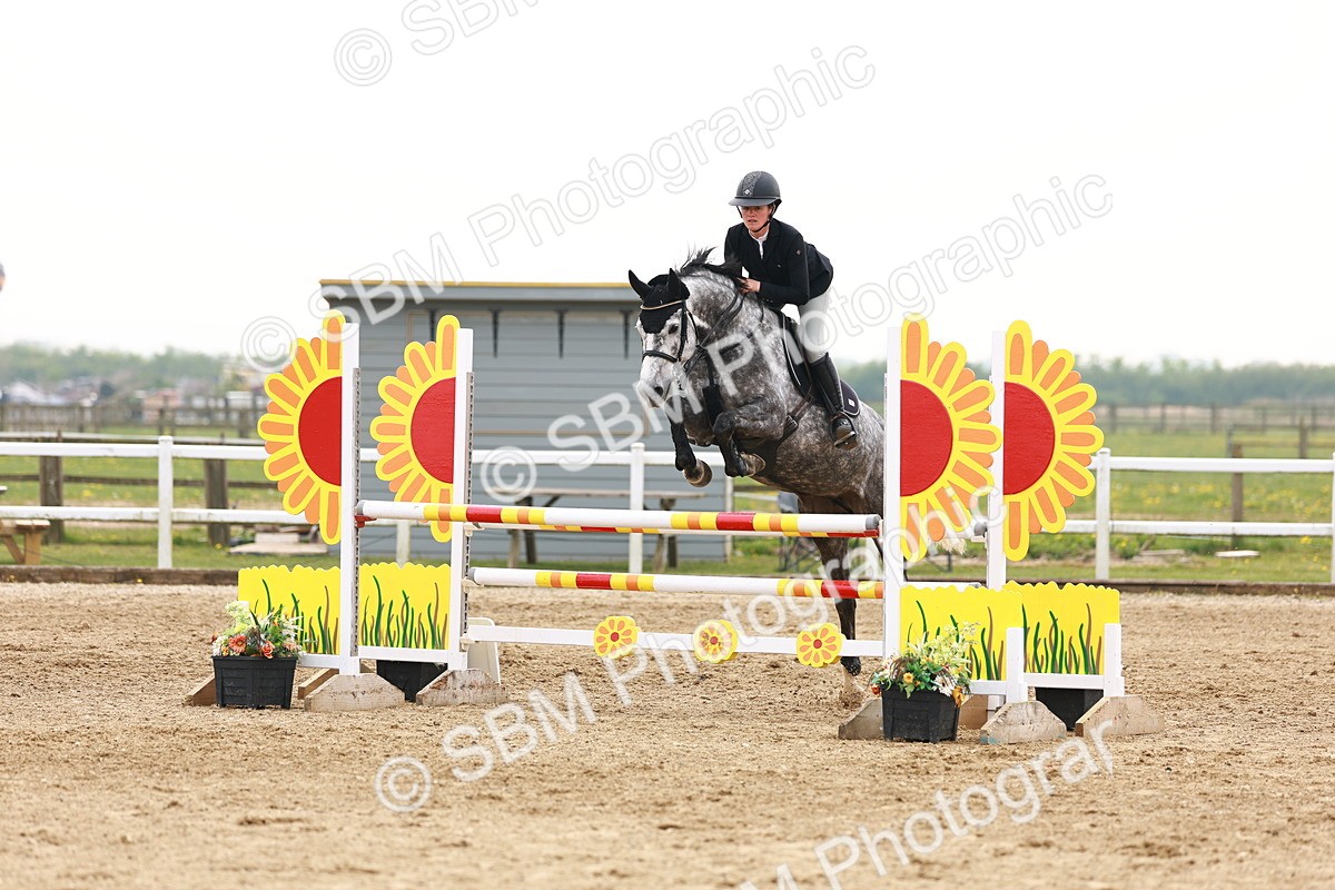  - Class 18 - Senior Newcomers - 1.10m