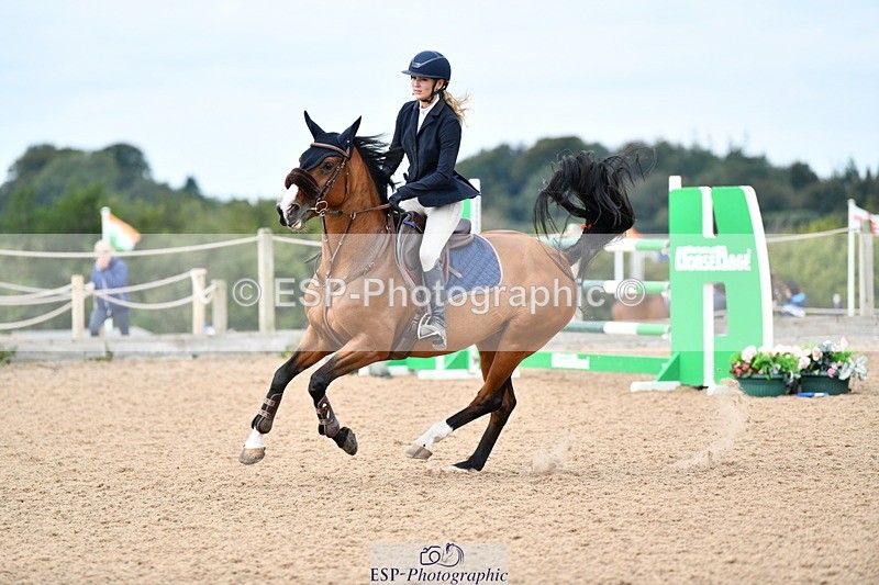 240915A-132622-10108 - Cls 27 Snr 1.05m & 1.10m Jump Off