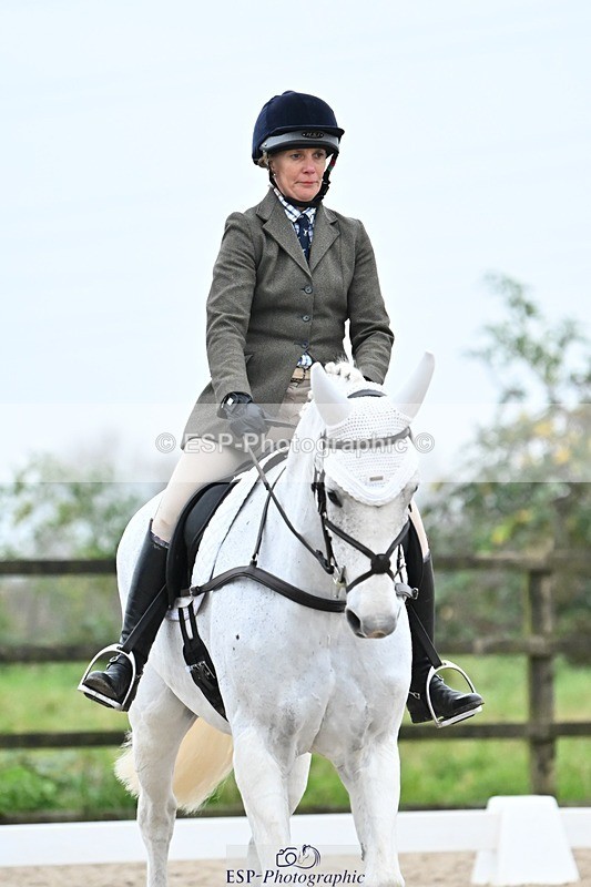 241103-152136-03105 - Novice 1 - 14.44 to 16.08