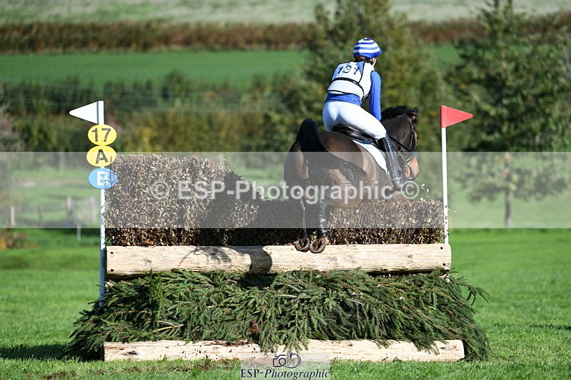 251024A-122406-09318 - B-131-Gemma.Gurvidi