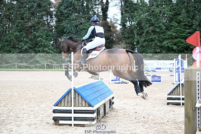 241116-151405-02167 - Cls 4 100-105cm