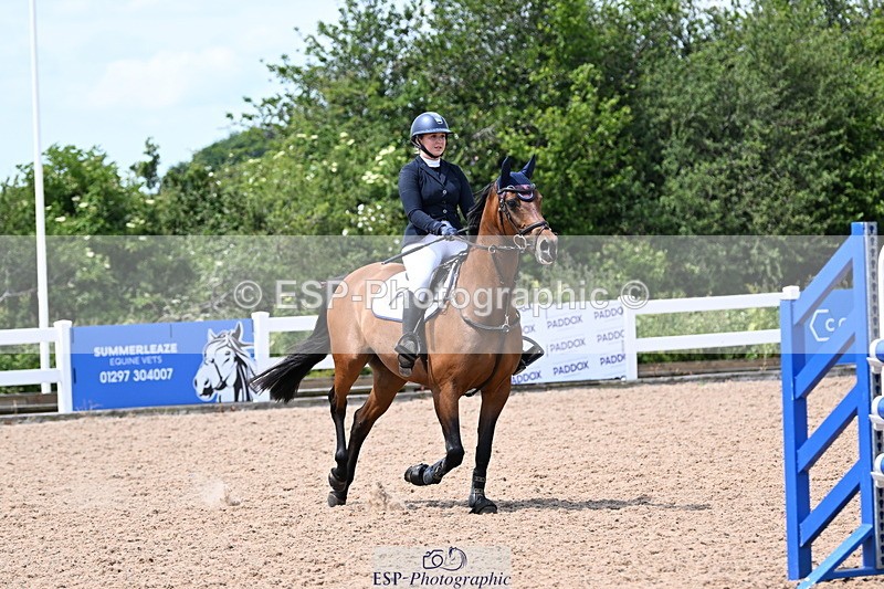 240619A-140308-00372 - Cls 4 Snr Newcomers and 1.10m Open