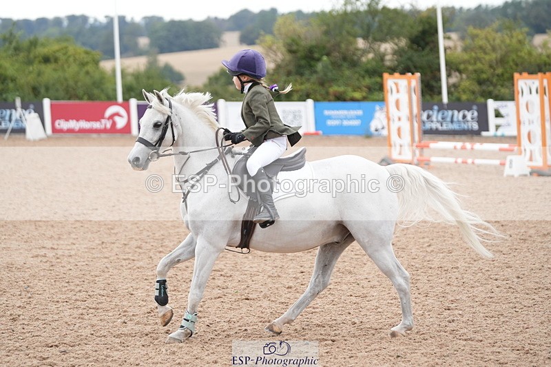 260825B-151952-00047 - Clear Round