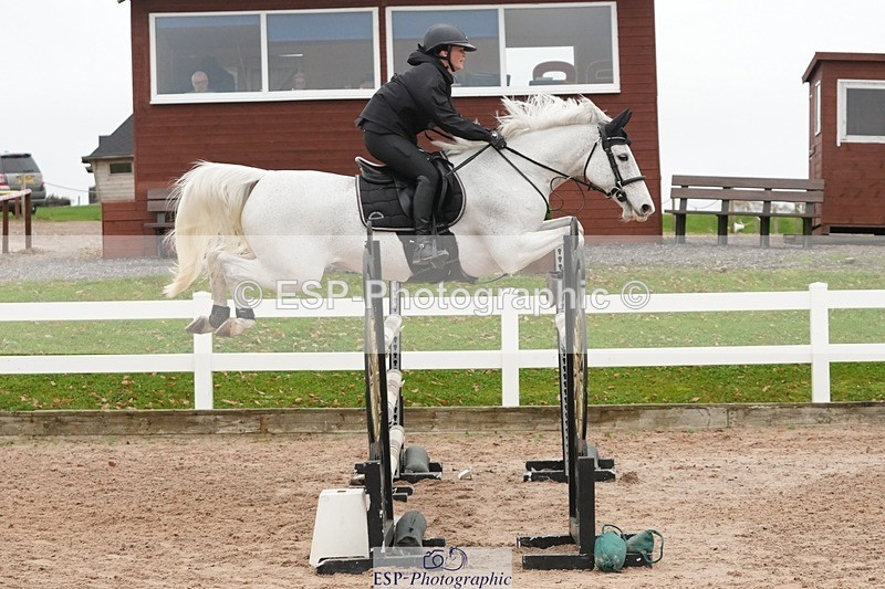 251109-114633-03629 - Cls 20 Newcomers and 1.10m Open