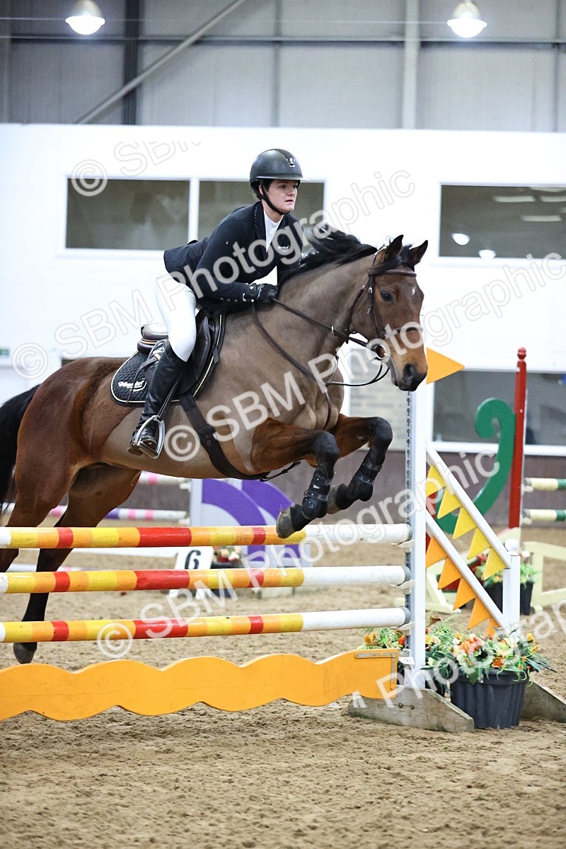 SBM_2324 - Class 8 - Nupafeed Supplements Senior Discovery/ 1m Open