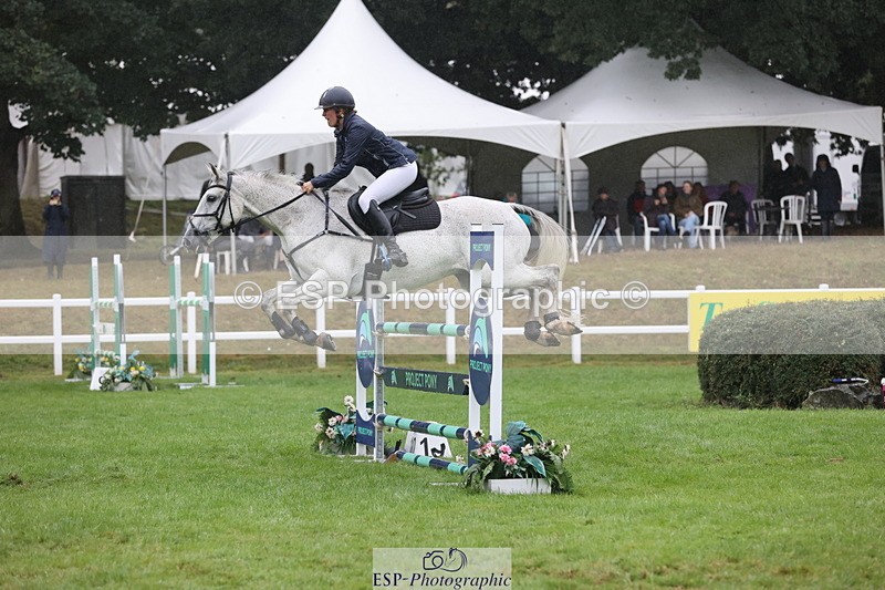 250830A-140232-06867 - Cls 16 Snr Newcomers and 1.10m Open