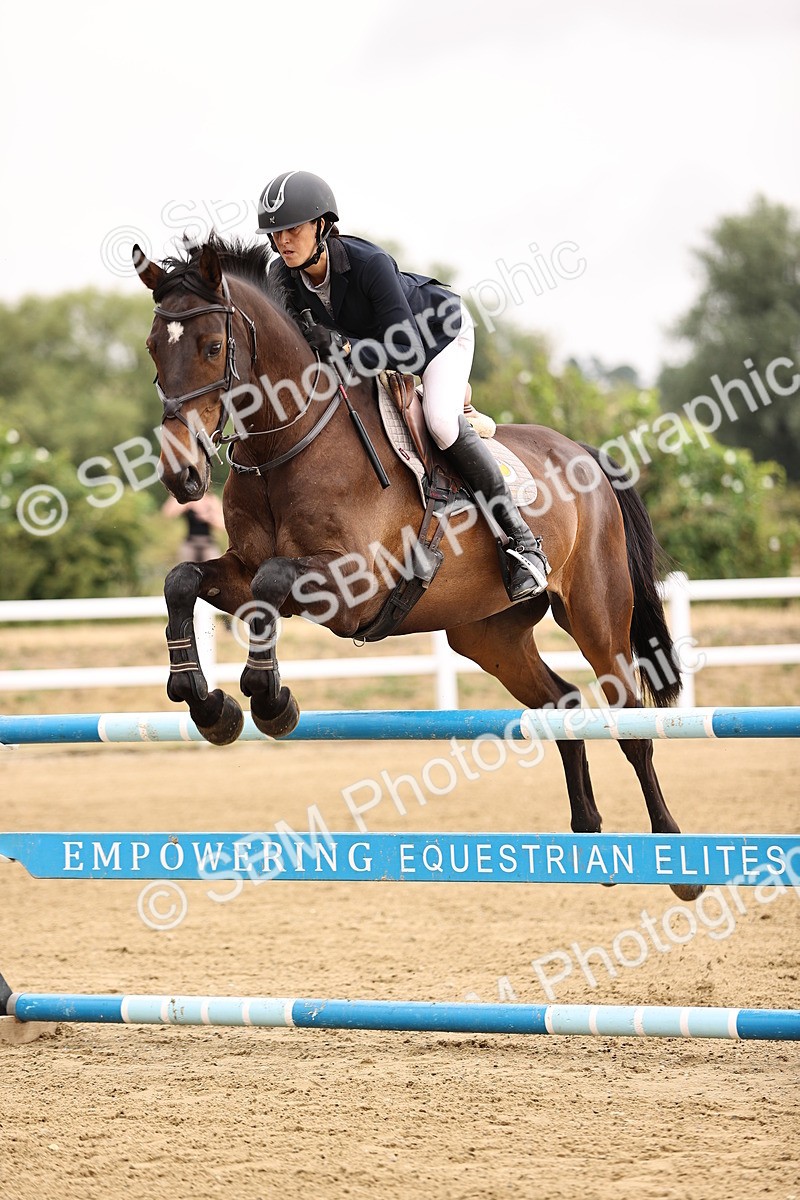 SBM_026312 - Class 12 - Amateur Championship Qualifier 1.05m