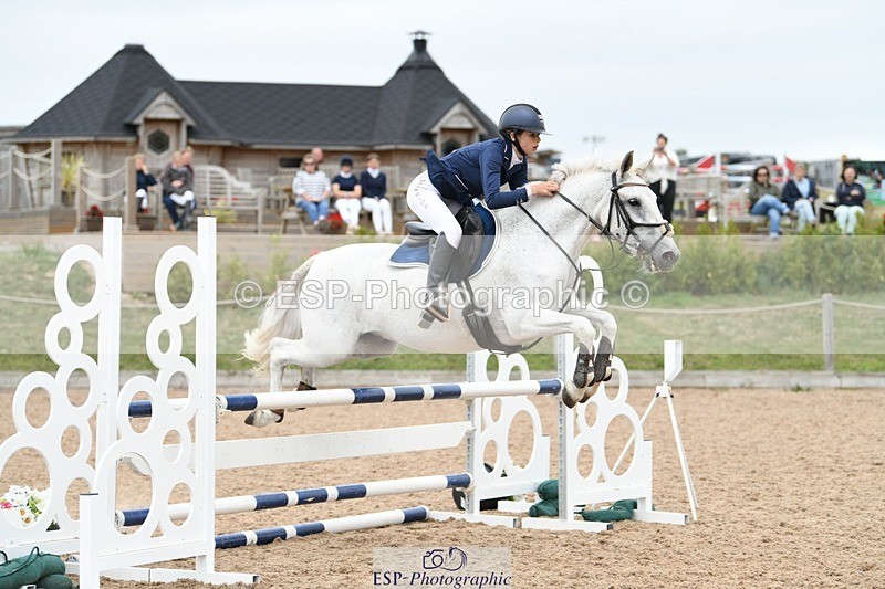 250807-134854-01358 - 90cm Round 2